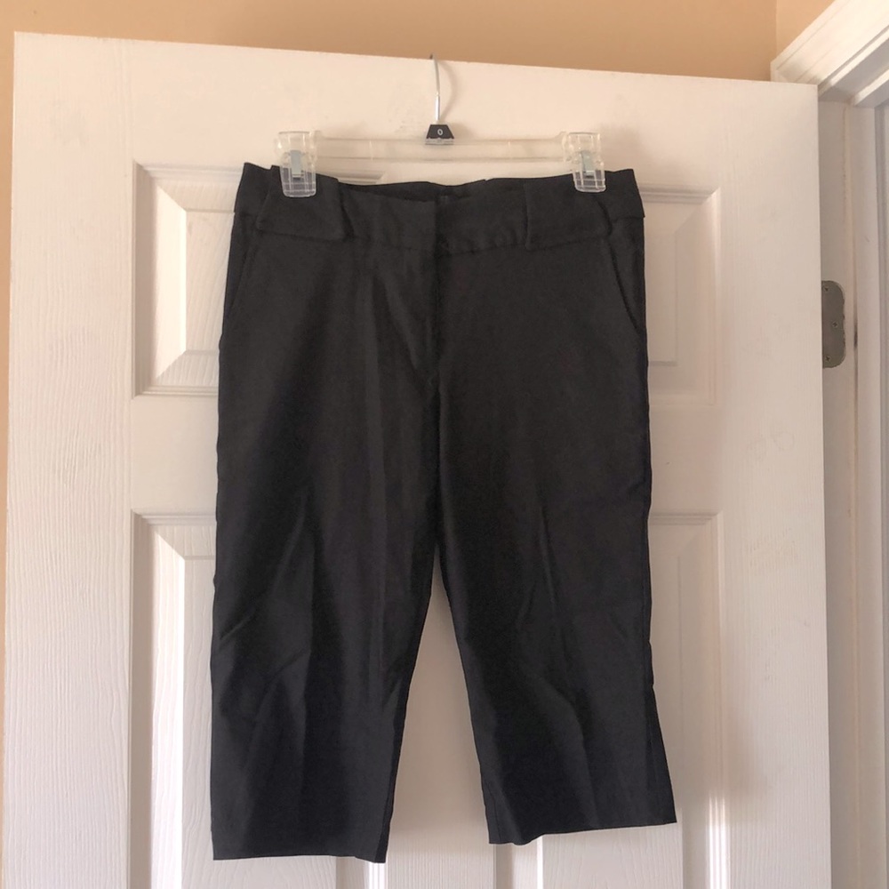 Capri pants